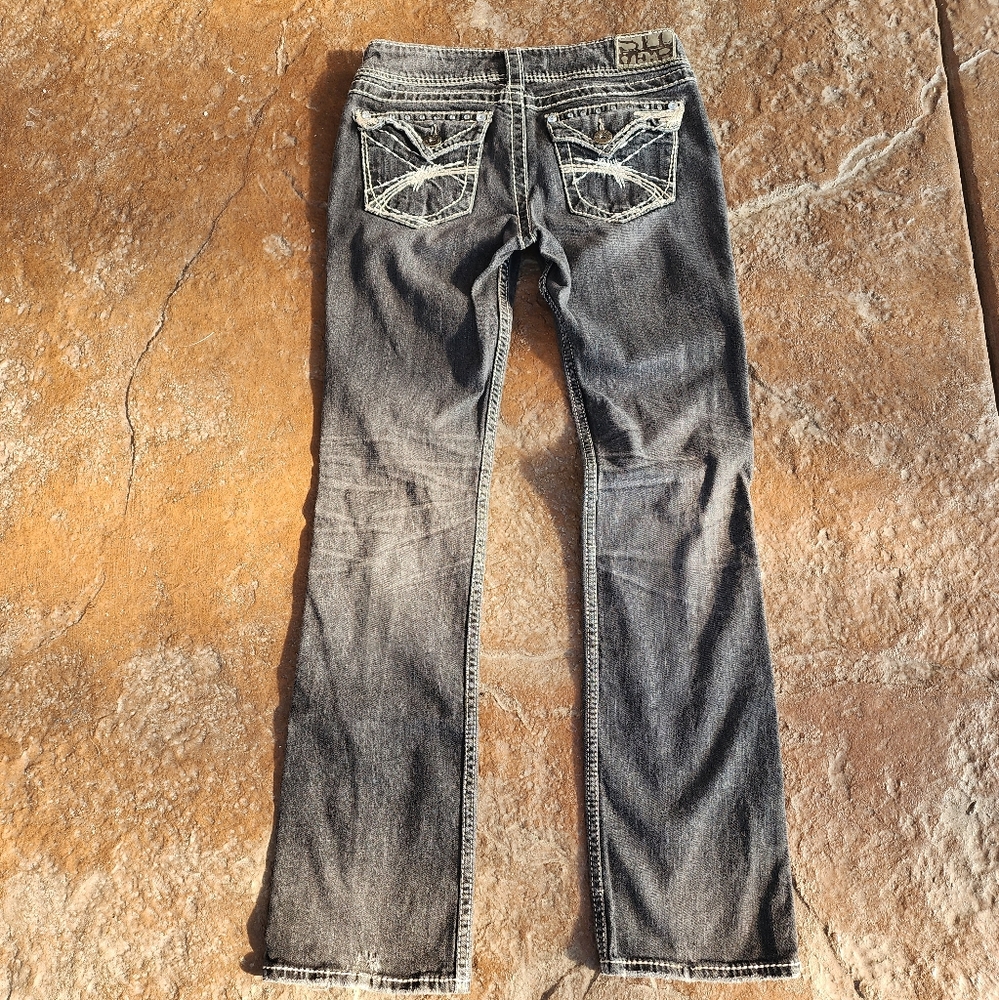 Silver Mckenzie - image 4